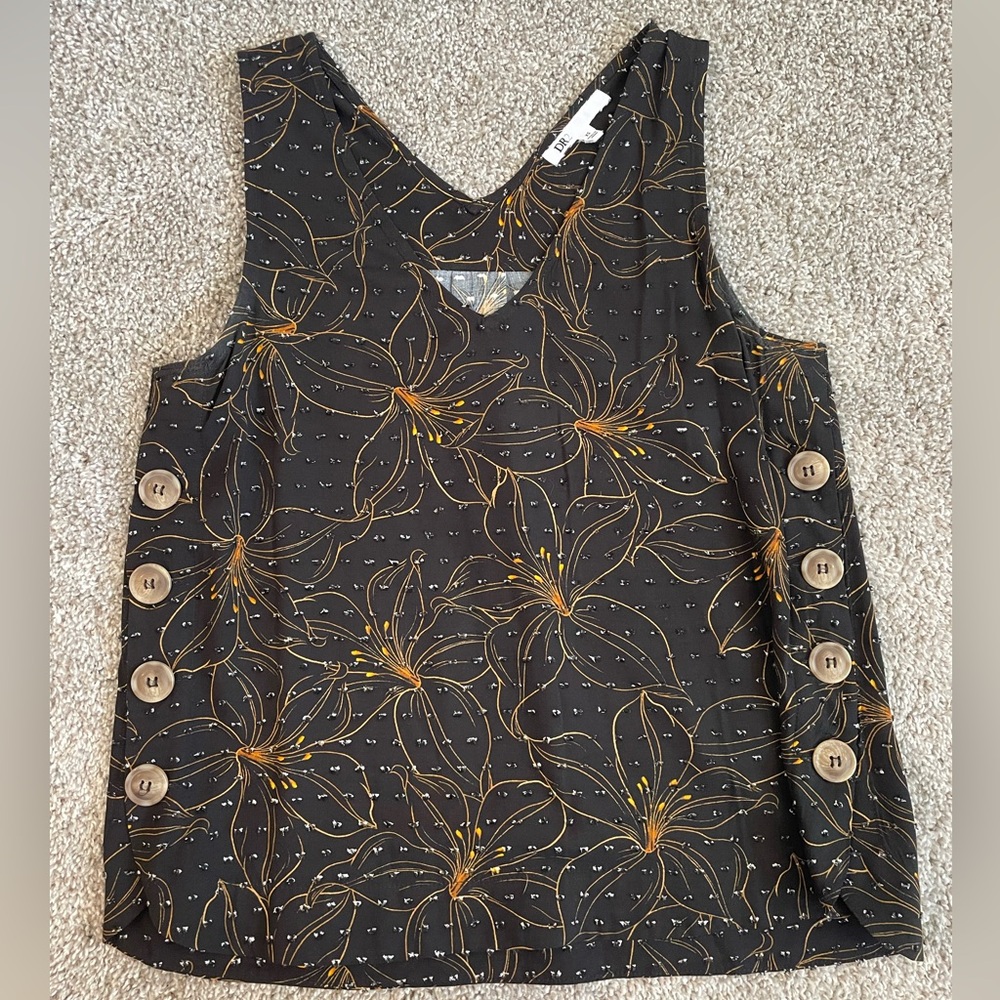 Floral Button-Accent Black Tank Top Blouse